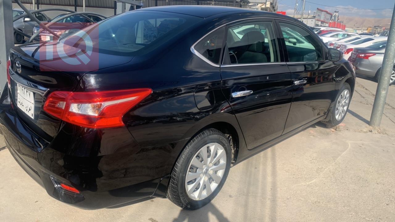 نیسان سێنترا